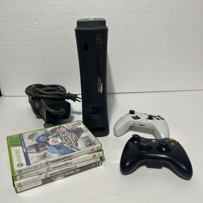Xbox 360 120GB, 4 games, 2 controllers Bundle For Parts Powers ON Read Descript