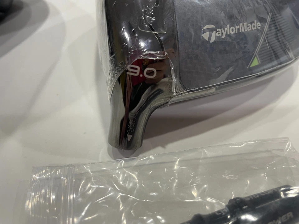 NEW 2025 Taylormade Qi35 Driver Head 9* w/HC Left Handed NEW!! w/adapter - Image 2 of 4