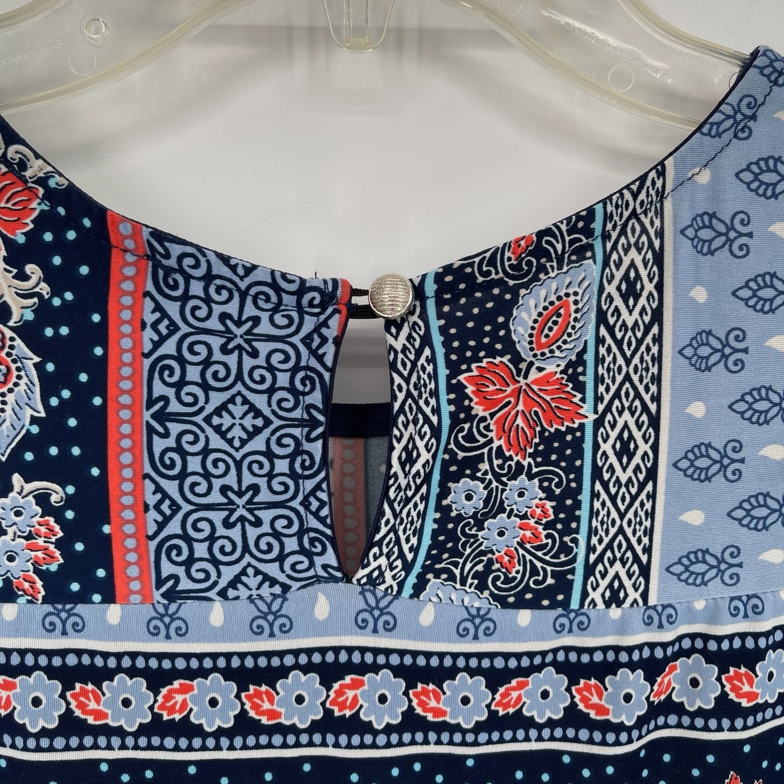 Tank Size Signs Papermoon Stitch Fix Women's Blue Paisley Sleeveless Keyhole Tank Top ...