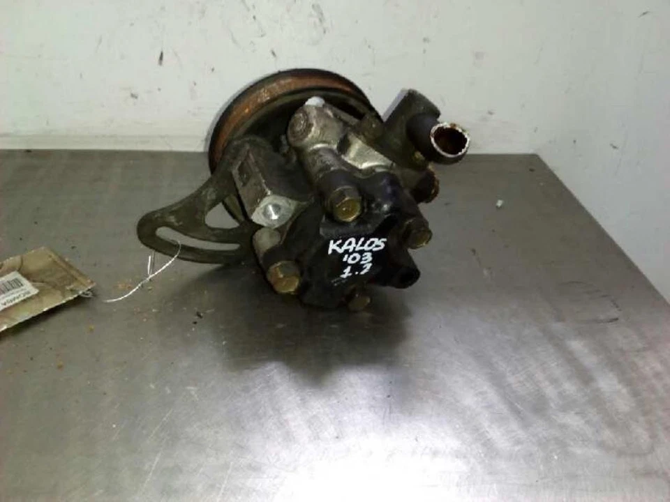 Träger Einspritzpumpe für DAEWOO KALOS 1.2 SE 2003 955691 - Bild 2 von 2