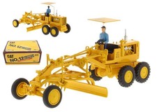 Diecast Master CAT No.12 MOTORGRADER 1:50