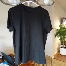 LilySilk Basic Silk Blend T-shirt Black Sz Small Crewneck Women Short Sleeve NWT