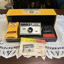 Vintage Kodak Instamatic 100 Camera Outfit w Film Original Box Manuals Untested