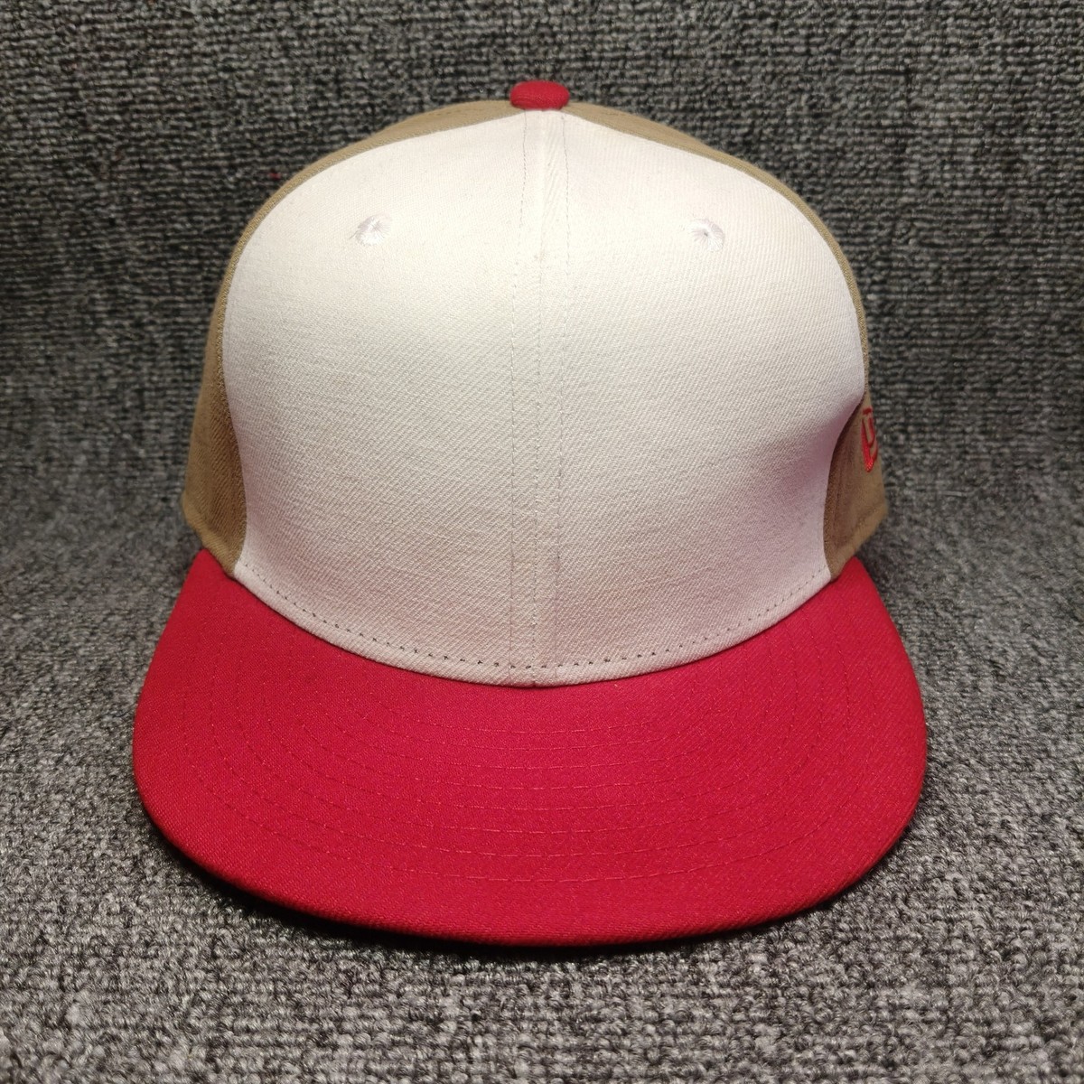 New Era 59FIFTY Fitted Hat Size 7 Blank Color Block White Tan Red