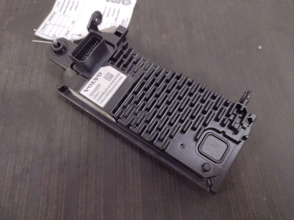 Chassi ECM Driver Assist aviso de colisão frontal compatível com 19-20 XC40 2877659 - Imagem 2 de 4