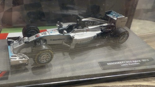 FORMULA 1 F1 AUTO COLLECTION SCALA 1/43 - Mercedes F1 W05 Hybrid - Hamilton - Foto 1 di 4