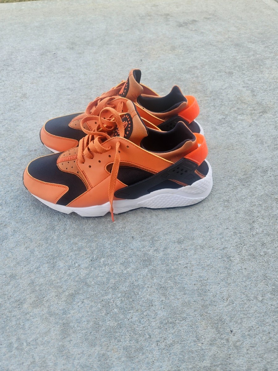 Size 11 Nike Air Huarache Hot Curry