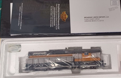 HO Scale Broadway Limited Paragon 3 Rolling Thunder EMD SD7 Milw 4235 NIB