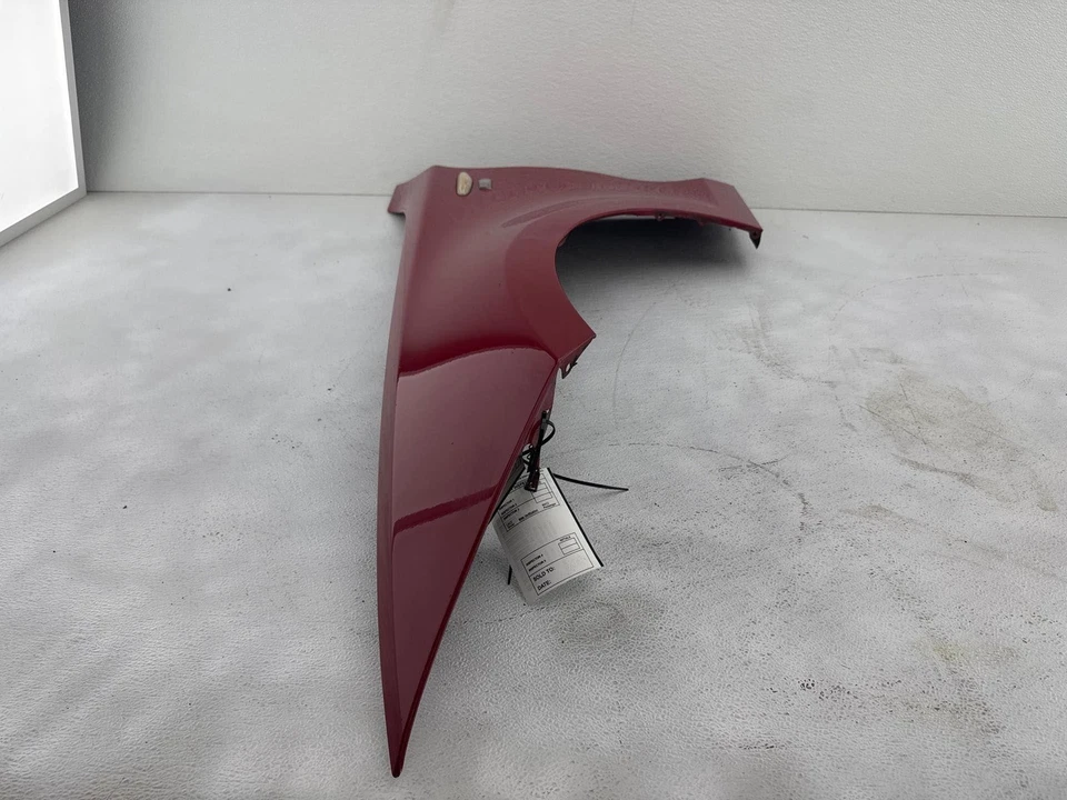 2008 - 2013 宝马 135i/128i 前左挡泥板保护套面板原始设备制造商 — 第 4/4 张图片