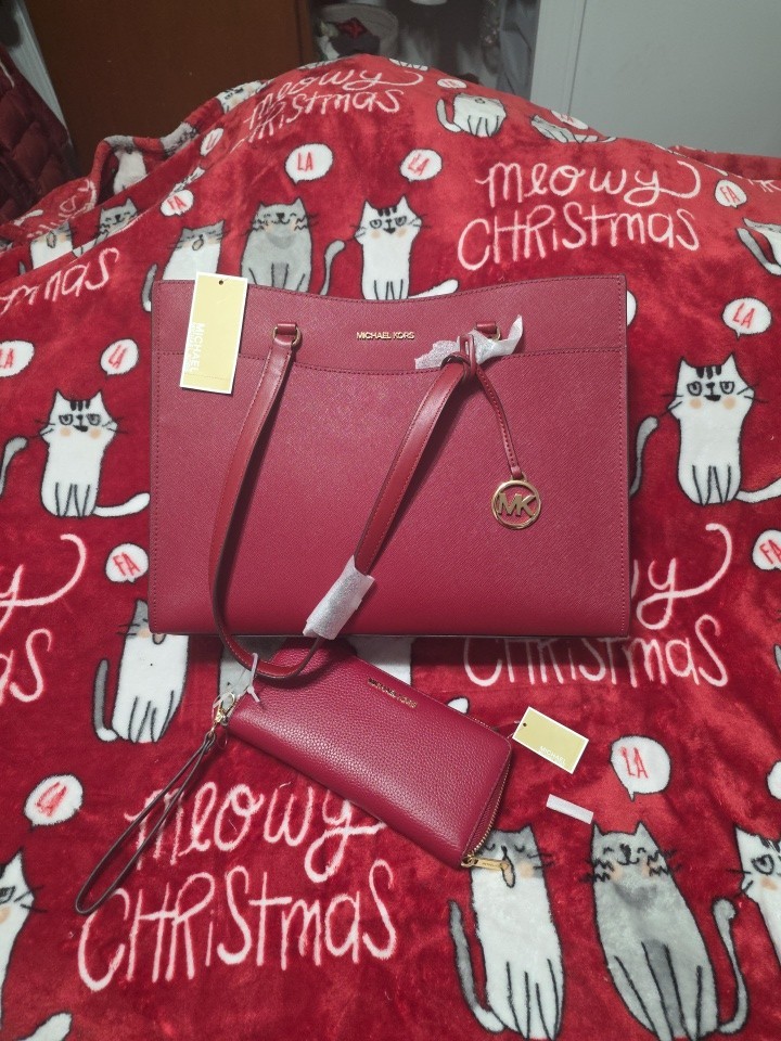 set borsa michael kors nuovo porta computer anche io lo vendo più economico