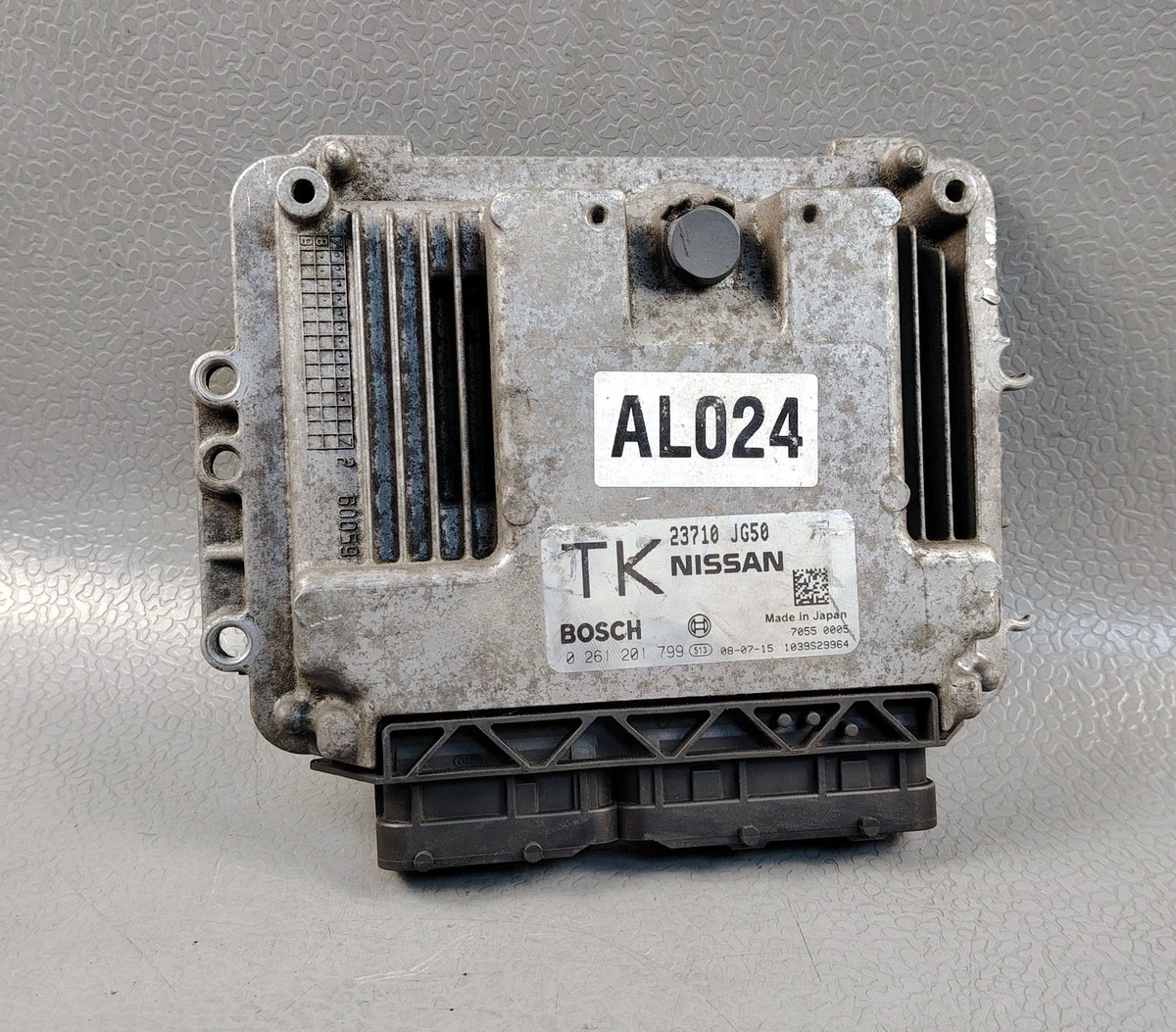 NISSAN X TRAIL 2.5L QR25DE T31 CVT ENGINE CONTROL MODULE ECM 23710 
