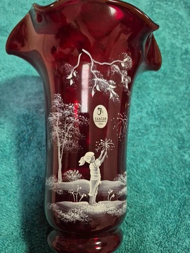 Fenton Art Glass Ruby Red SIGNED SUE JACKSON 4th July Vase FIREWORKS  8" Tall