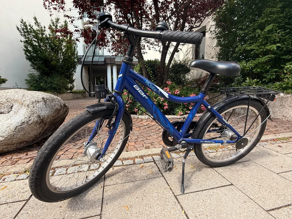 BBF Children’s Bicycle – Model SN MSHSX20110092 – Excellent Condition