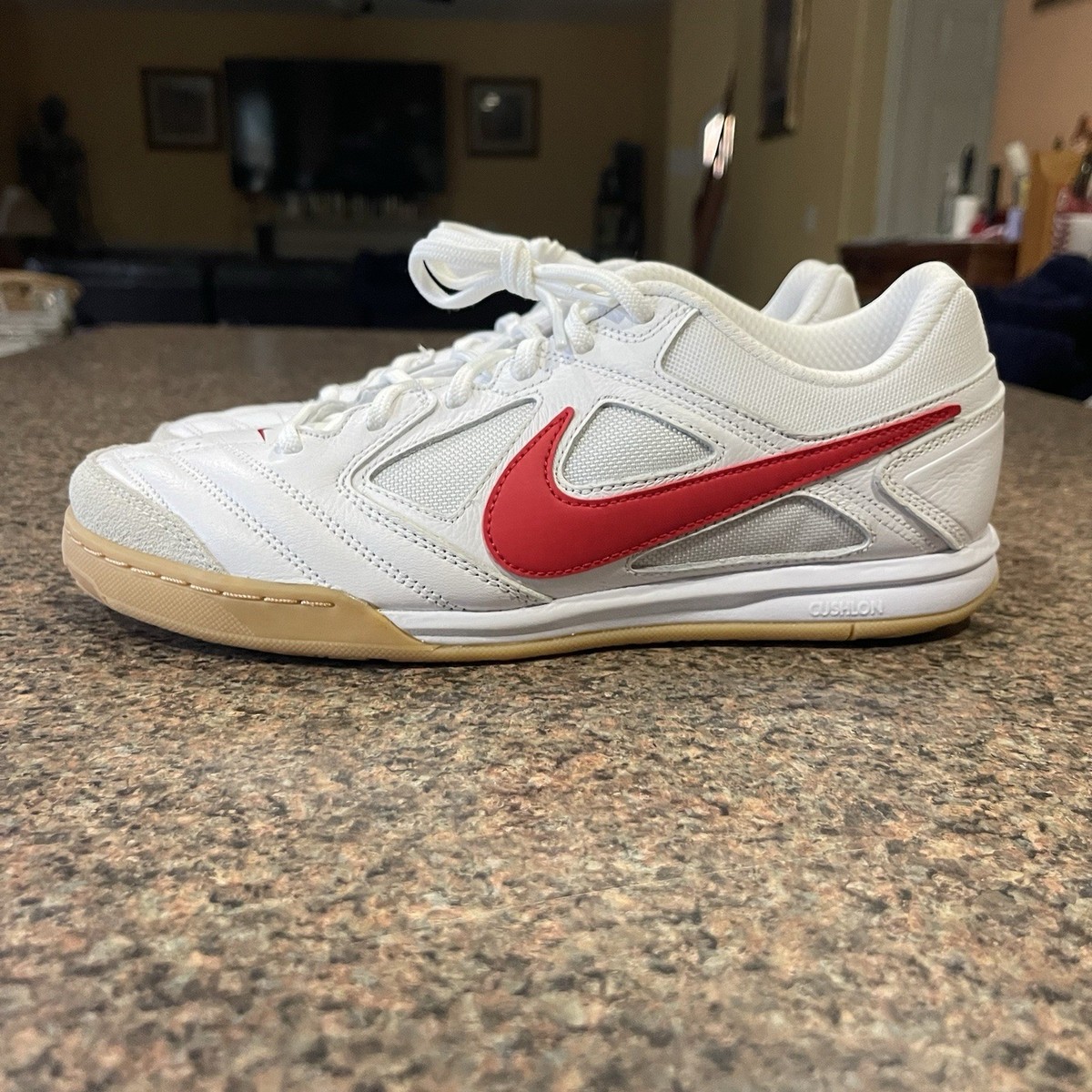 Size 9.5 - Nike Gato White University Red Gum - Soccer | HQ6019