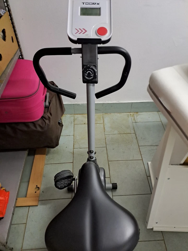 Toorx BRX FLEXI Cyclette Magnetico 8 Liveli con Display LCD - Bianco/Nero - Immagine 4 di 4