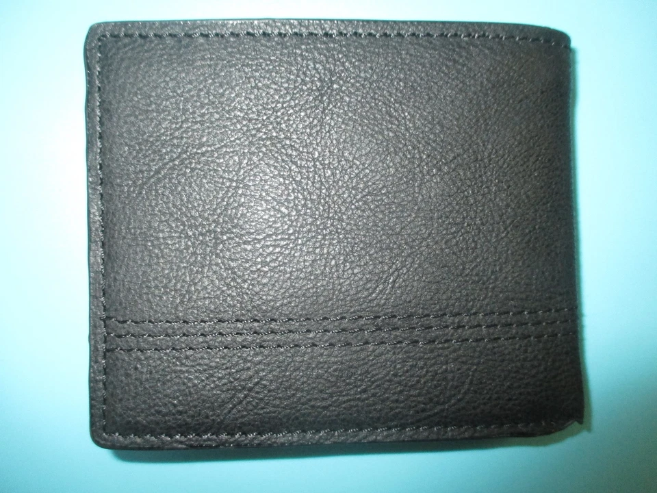 NUEVA BILLETERA DE HOMBRE FÓSIL IDENTIFICACIÓN DOBLE PLIEGUE CUERO $45 venta al por menor Kyle Traveler negra Foto 4 de 4