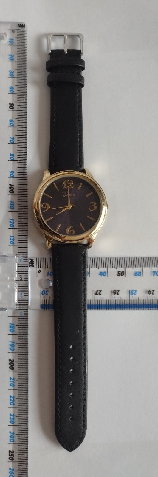 COLLECTIBLE Quartz Watch Geneva Gold Tone Men Women Unisex Teens 2 Piece Strap