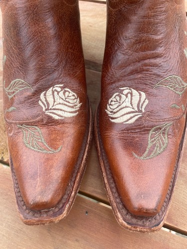 Circle G Cowboy Boots Womens Size 8.5M Embroidered Roses Handcrafted In Mexico - Picture 5 of 11