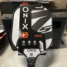 Onix 15.5" Z5 Wide Body Pickleball Paddle - White-bGraphite Honeycomb - Grip 4"