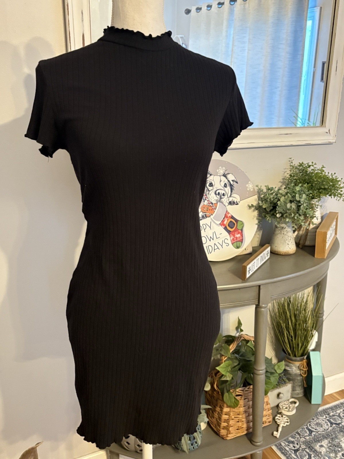 SHEIN Size M Ribbed Fitted Dress