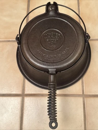 WAGNER WARE Sidney-0- #1408 Cast Iron Waffle Maker w/High Base-PAT’D 1925
