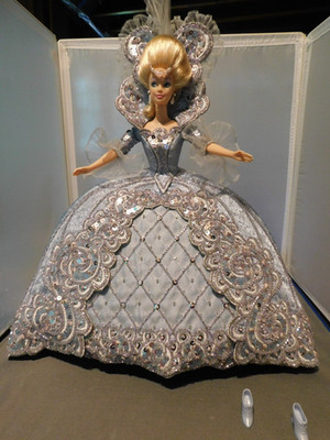 Bob Mackie Madame du barbie doll 1997 by Mattel
