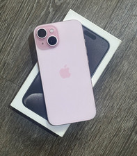Apple iPhone 15 128GB Rosa Desbloqueado-Batería 87%-Muy Bueno-Todas las Piezas Originales