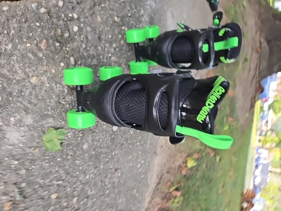 Roller Derby INLINE Boys Skates Adjustable Sizes 12-2 Green/Black - Image 3 of 4