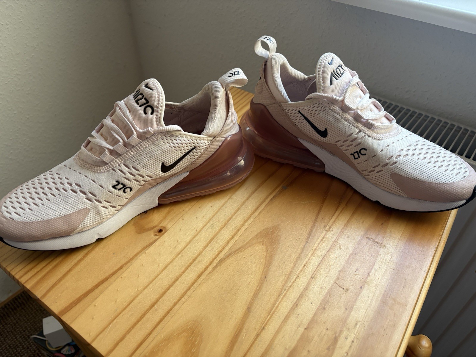 Nike Air Max 270 Sneaker EU 42 Beige/Rosa Low Top Mesh atmungsaktiv 3