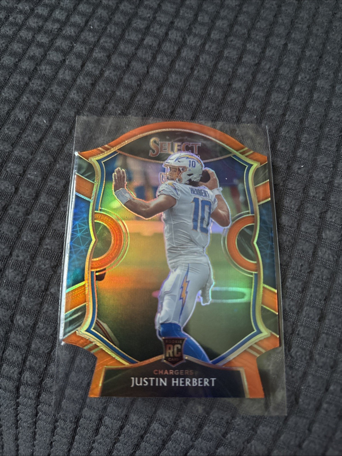 2020 Panini Select - Concourse Justin Herbert #44 Orange Prizm Die-Cut (RC)