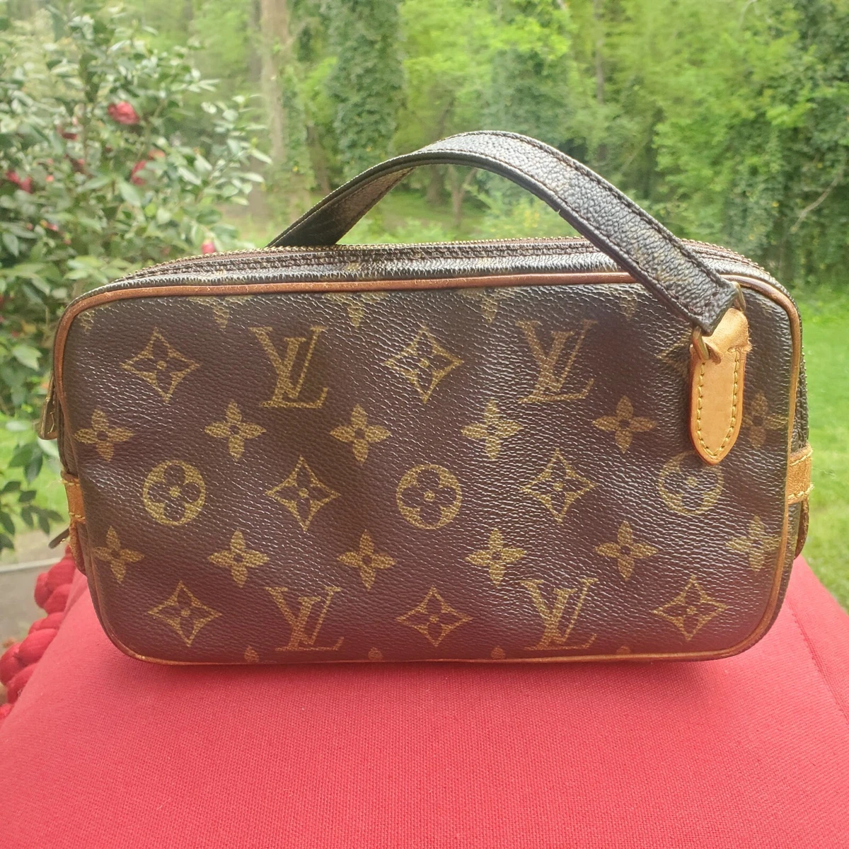 Vintage LOUIS VUITTON Monogram Pochette Marly Bandouliere Crossbody Bag  Unisex