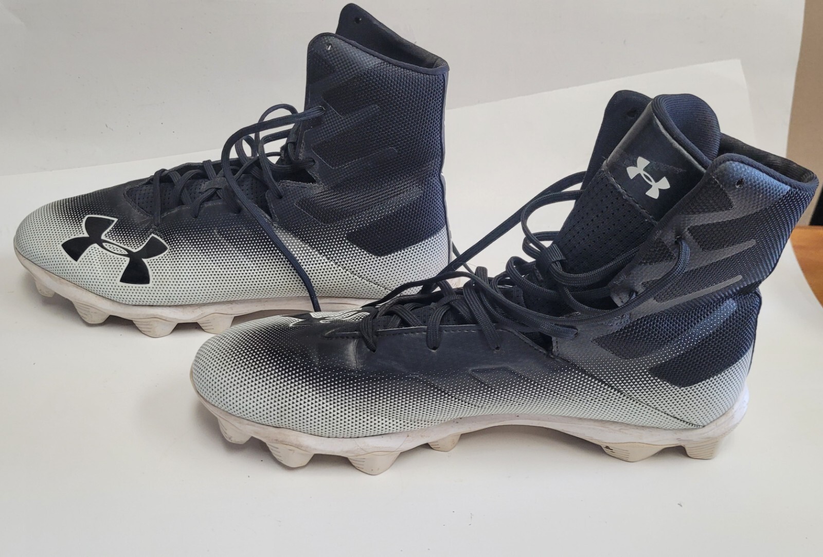 Under Armour Highlight Football Cleats Size 13 Mens Black White Lace Up Logo thumbnail 5