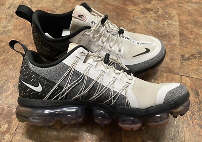 nike air vapormax run utility white black