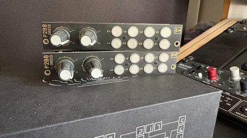 2x Der Mann mit der Maschine DROID P2B8 Controller, Eurorack