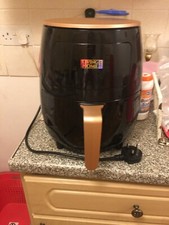 Air fryer, Living and Home, Black/Gold, New, Perfect Condition, Looks beautiful.