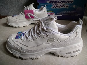 11931 wsl skechers
