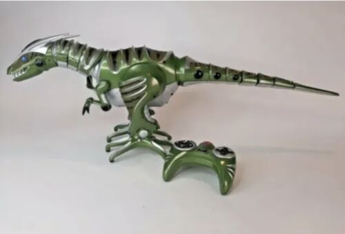 WowWee LARGE 32" Large GREEN INTERACTIVE ROBORAPTOR Dinosaur with REMOTE-TESTED - Picture 1 of 1