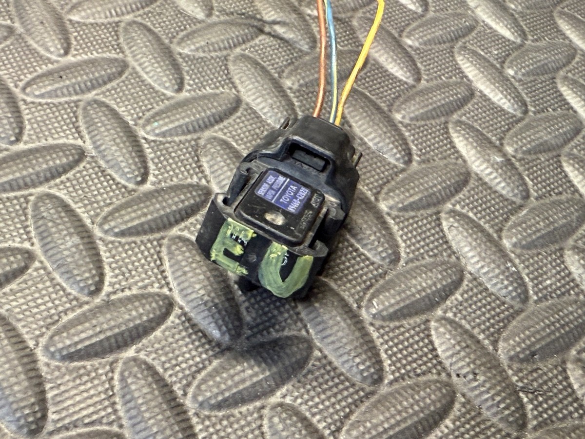 1996- 2000 Toyota Rav4 Vapor Pressure Sensor 89460-42020 MADE IN