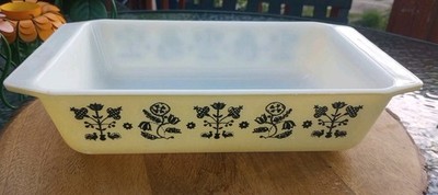 PYREX Needle point/embroidery black on yellow baking pan 1957 promo, 11-1/2x 7''