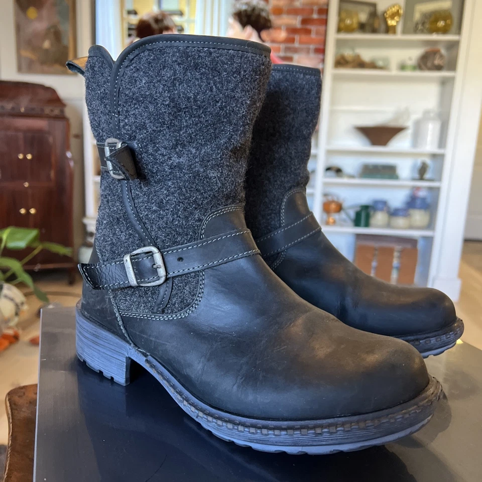 Gorgeous Bos & Co “Saint” Ladies EU 40, US 9-9.5 Mixed Materials Zip-Up Boots! - Image 4 of 4