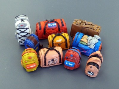 Plus Model 465 - 1:35 Plastikmodellbau Modern bags