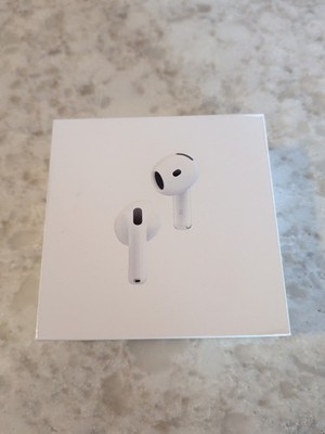 NEW SEALED Apple AirPods Pro with Wireless Charging Case - White