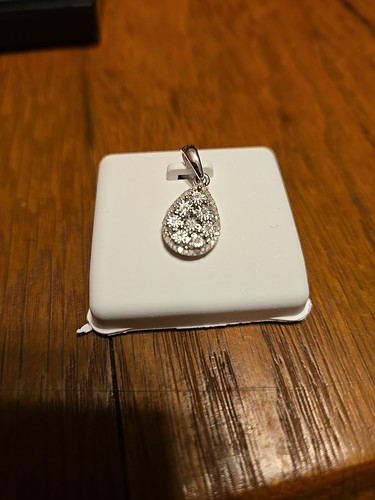 Natural Diamond Pear Shape Pendant
