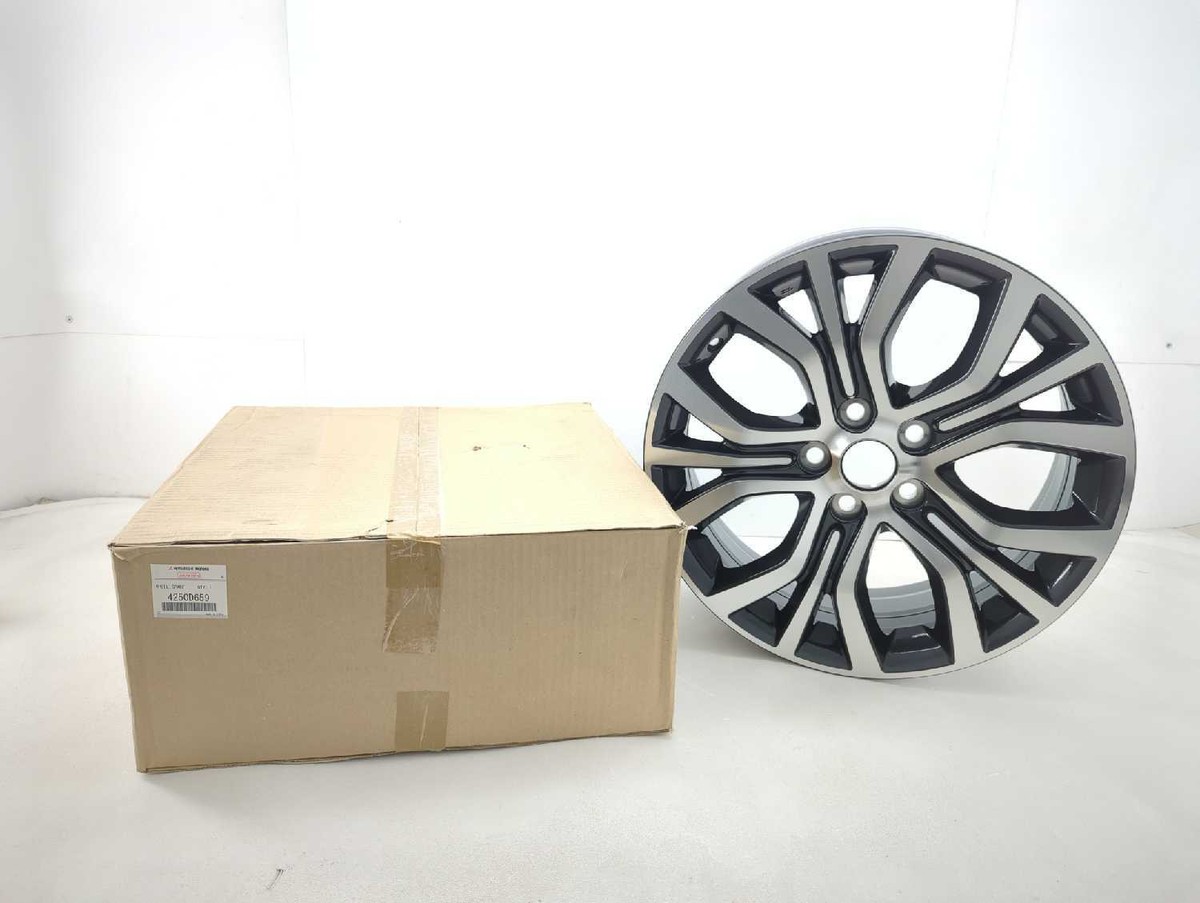 18 Inch Wheel Mitsubishi Sport Outlander 2016-2019 OEM