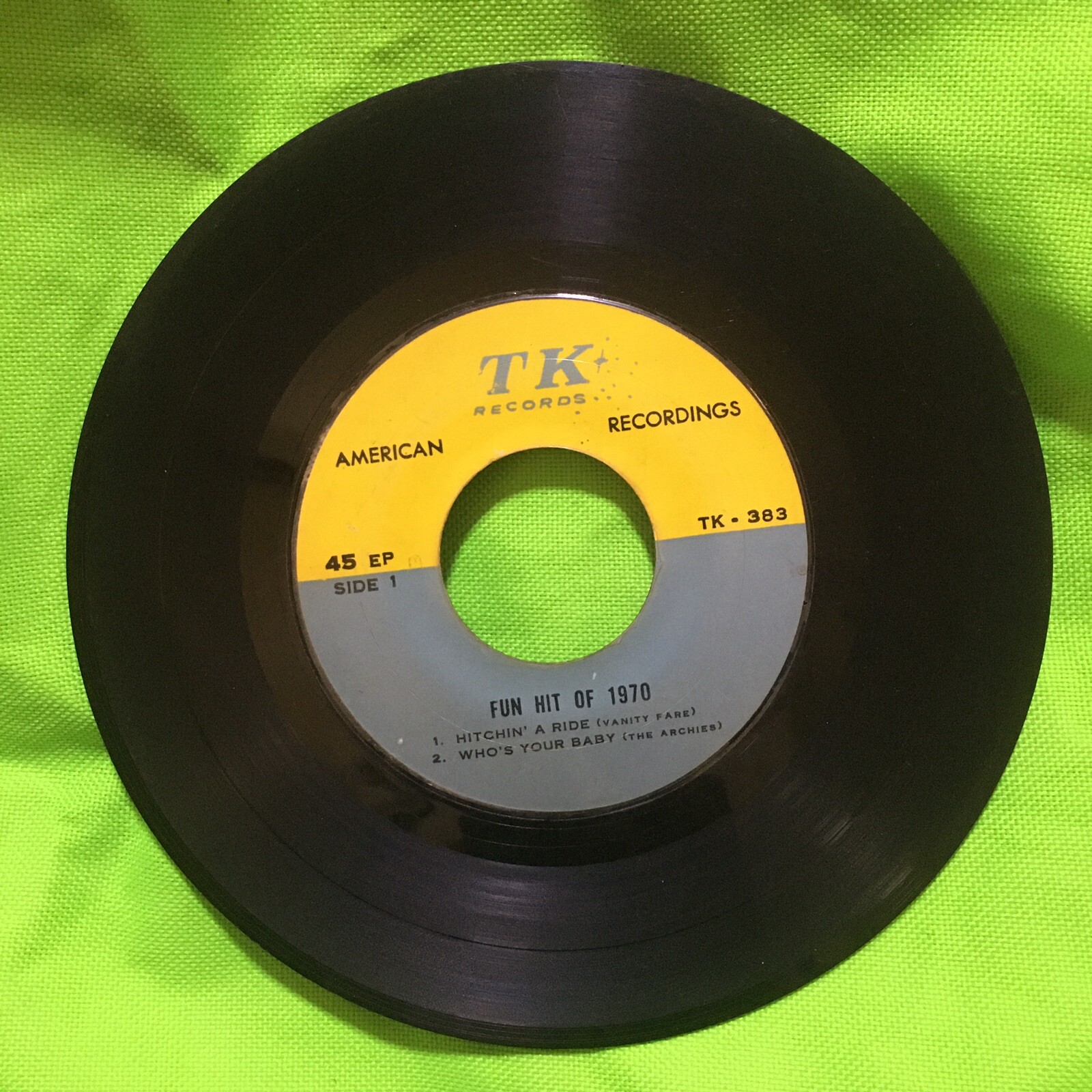 EP vinyl records rare original VG+ 45RPM FUN HIT OF 1970 TK-383-image