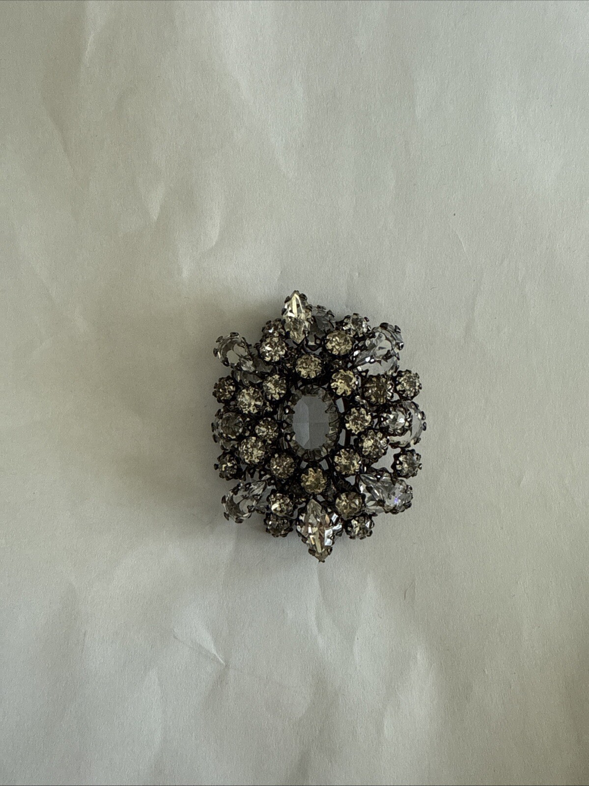 Schreiner Brooch - image 6