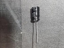 Set of 2, 105 C Electrolytic Capacitor 820uF 63V 820 mfd 63V 20 Radial, 1/2"