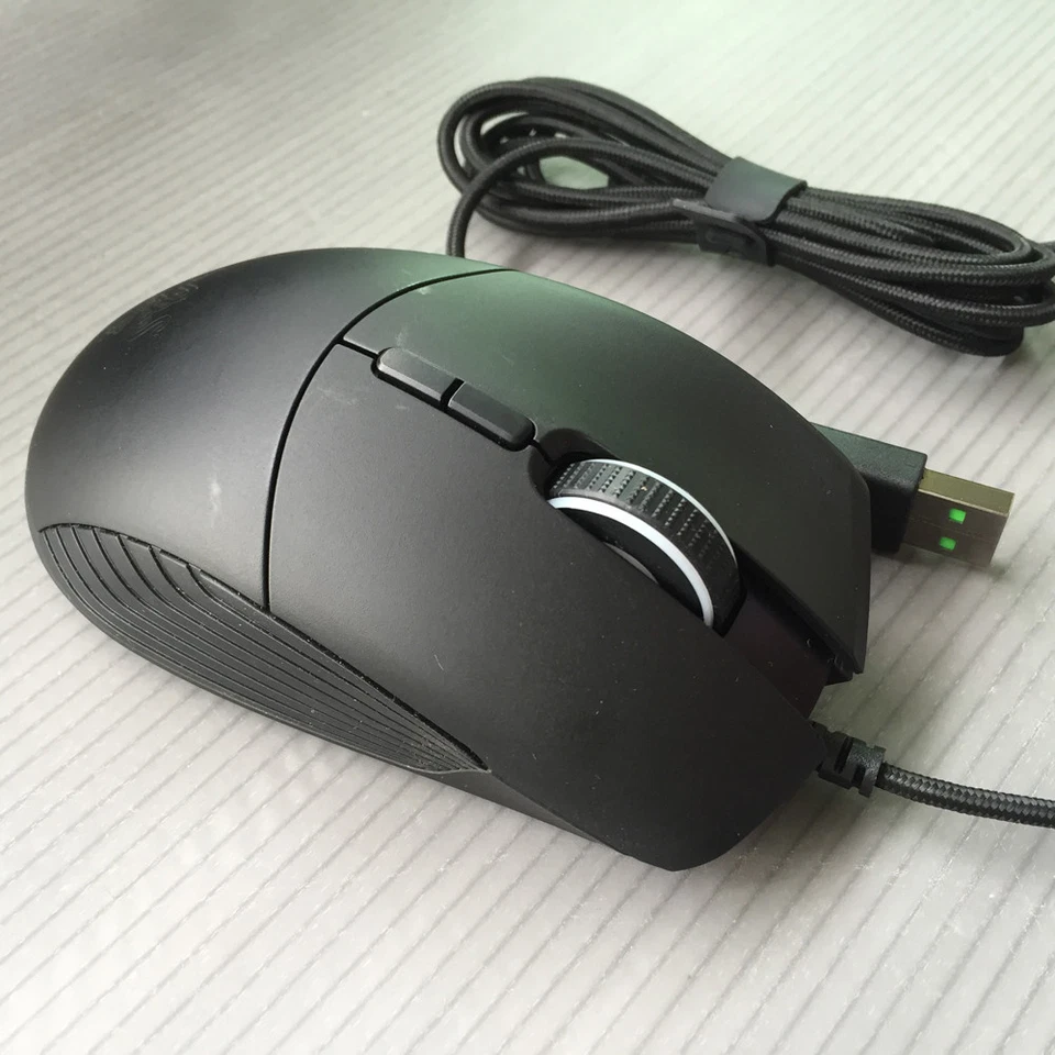 Razer Basilisk Ergonomic Chroma FPS Gaming Mouse 16000 DPI 5G Optical RZ01-0233 - Image 4 of 4
