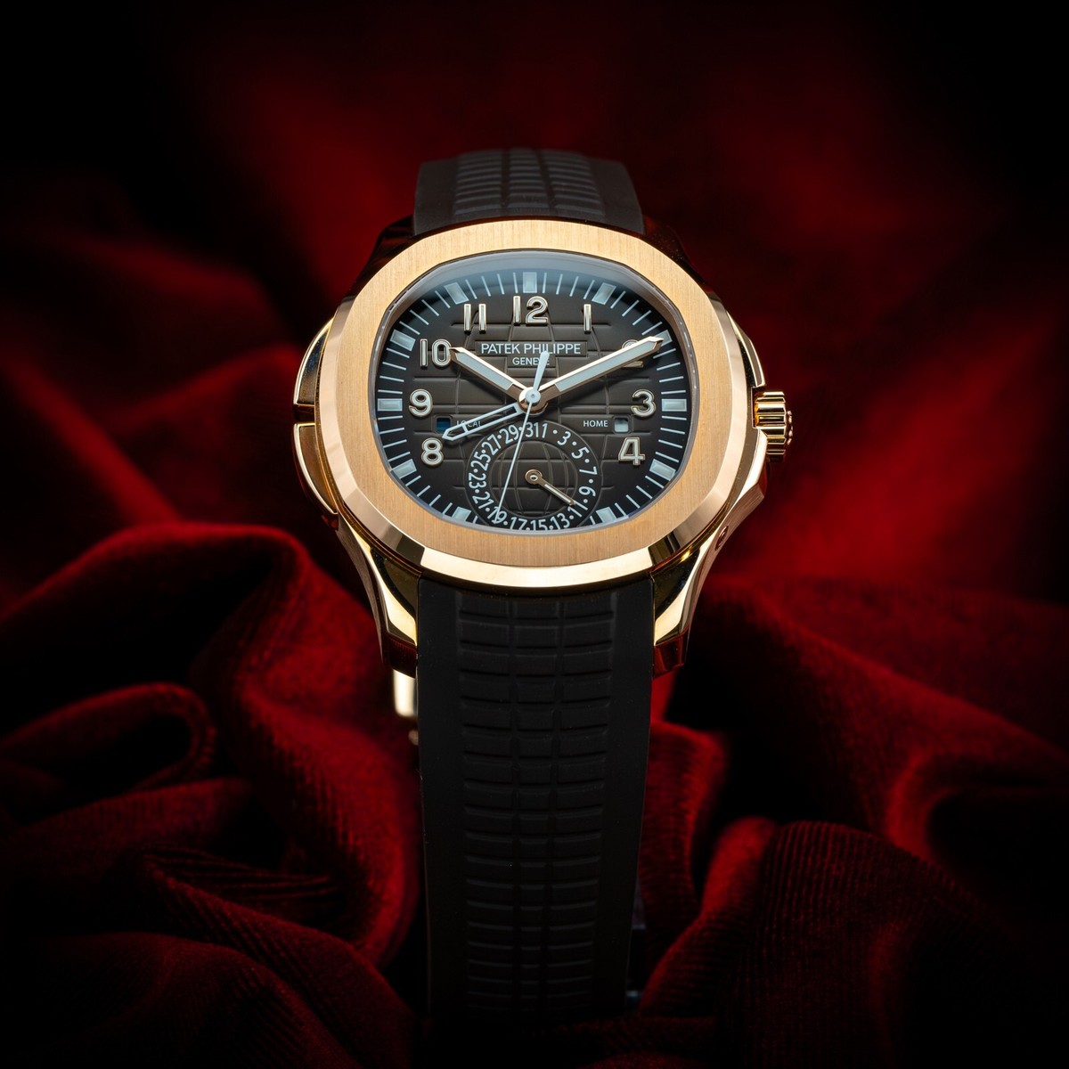 Patek Philippe Aquanaut 18kt Rose Gold Brown Dial 5164R Dual Zones