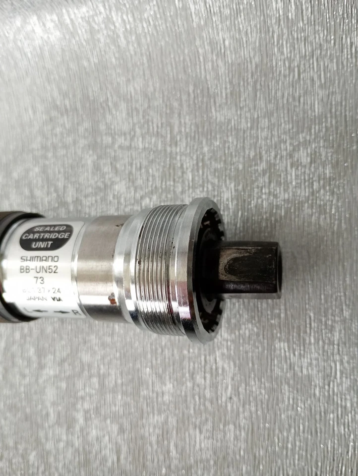 SHIMANO BB-UN52 73mm x 115mm BOTTOM BRACKET Square Taper Retro Mtb Bike z871 - Image 3 of 4
